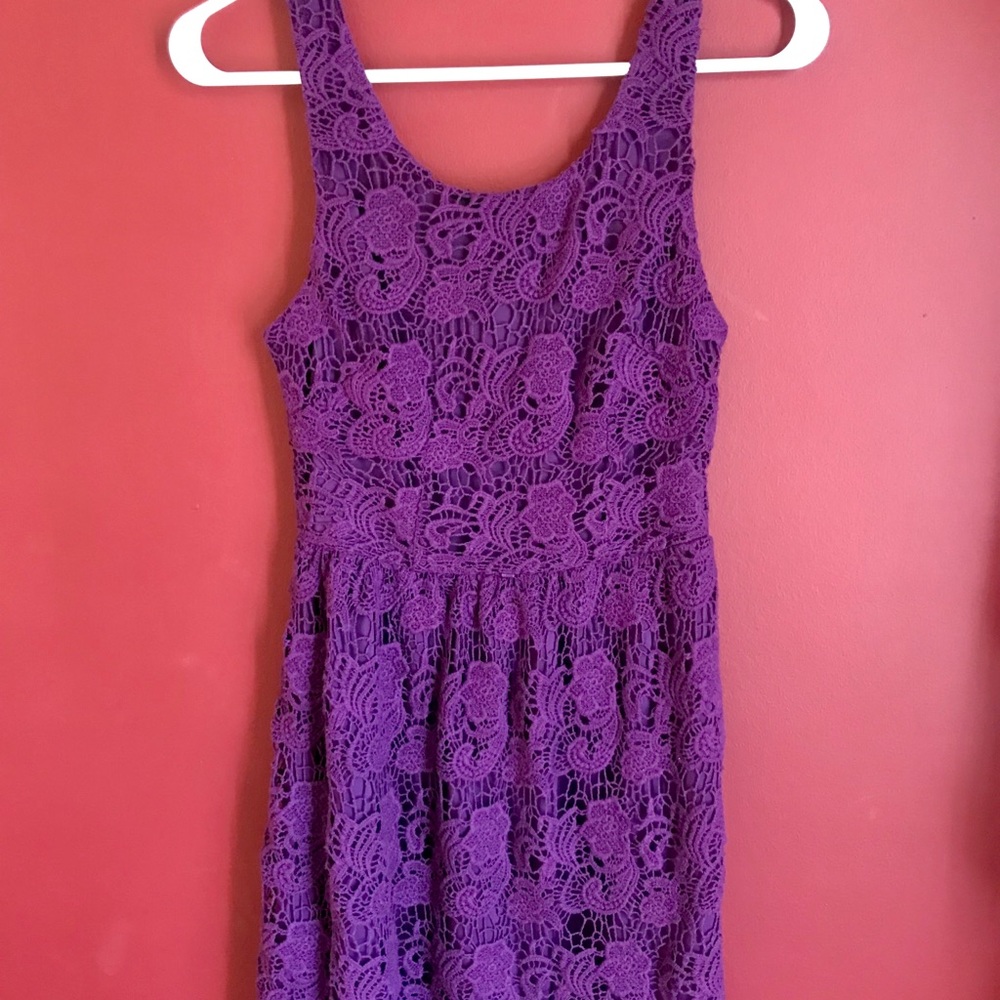 Urban Outfitters lace sleeveless purple dress